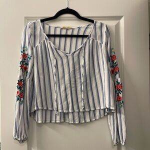 ⭐️Hollister White and Gray  Long Sleeve Blouse with embroidered sleeves